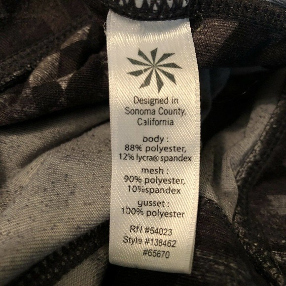 Athleta Small Triangular Be Free Leggings‎ Pockets - Picture 10 of 10